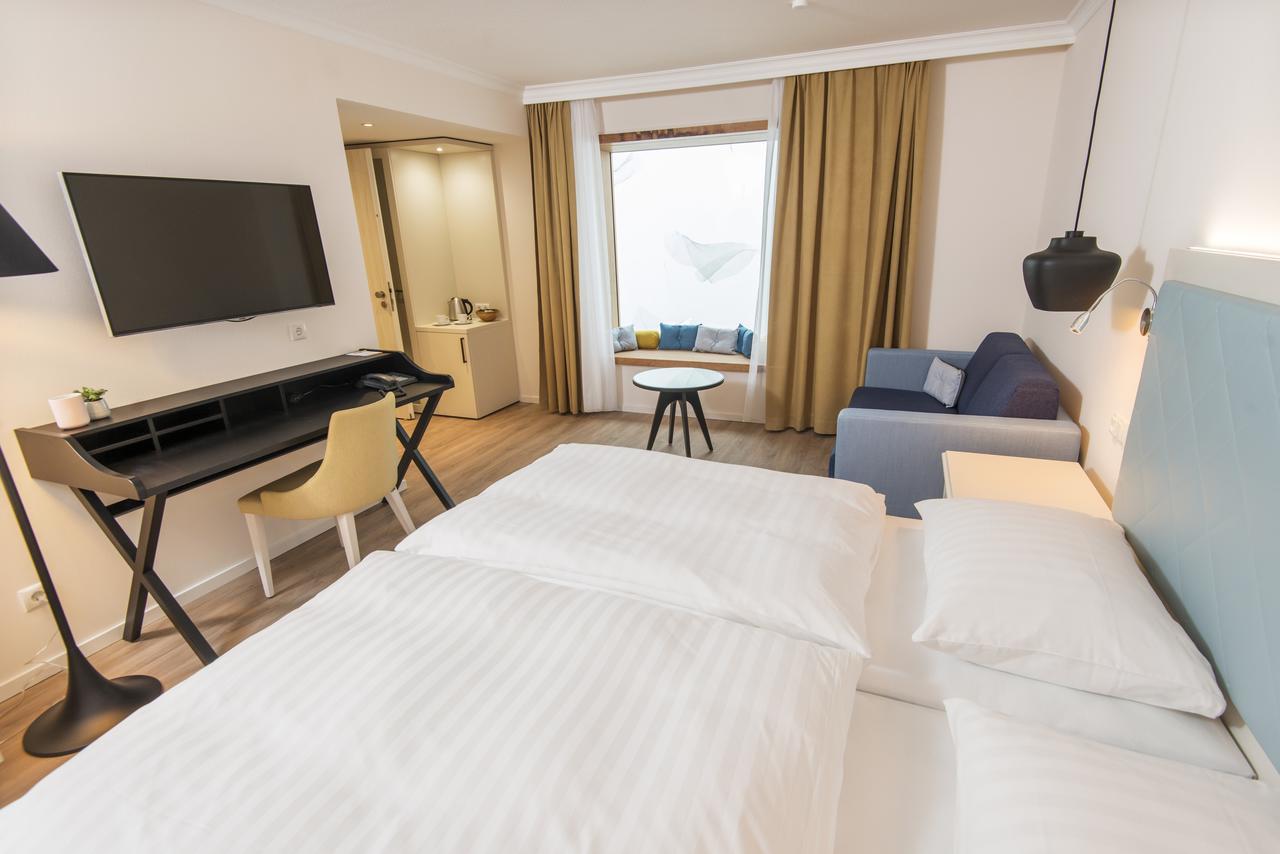 Boutique-Hotel Zur Alten Post ビューズム エクステリア 写真