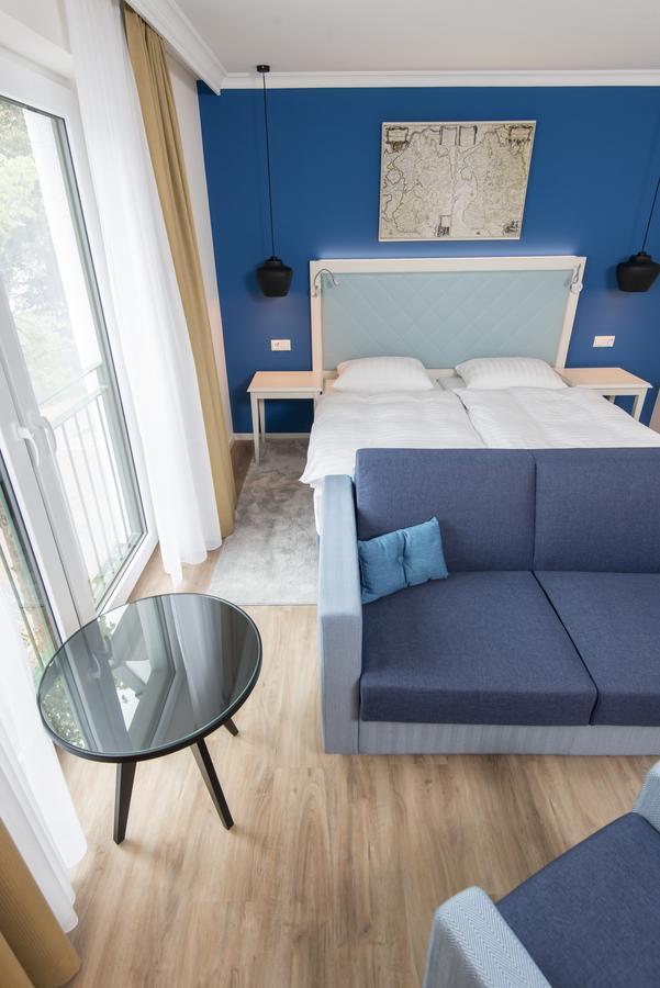Boutique-Hotel Zur Alten Post ビューズム エクステリア 写真
